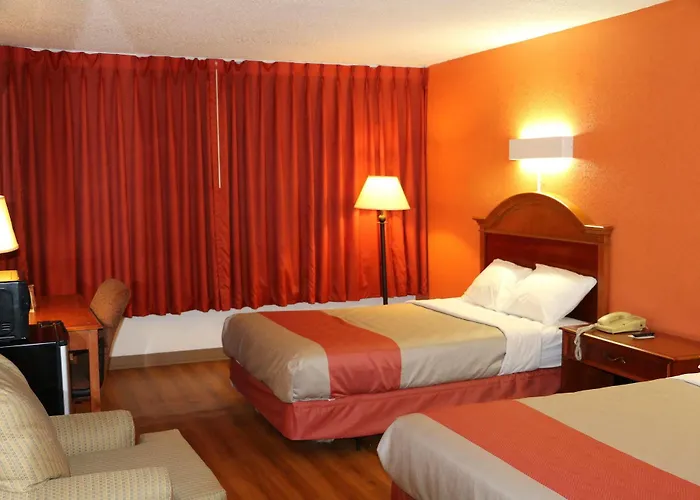 Sky Hotel At Tulsa Airport