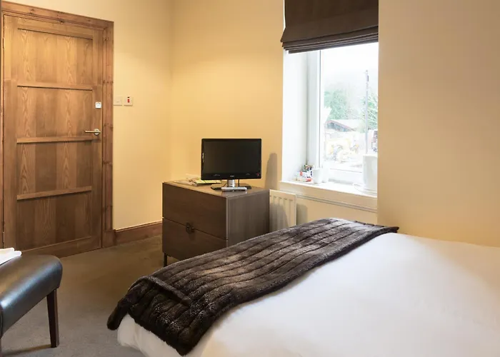 Lamlash Hotels