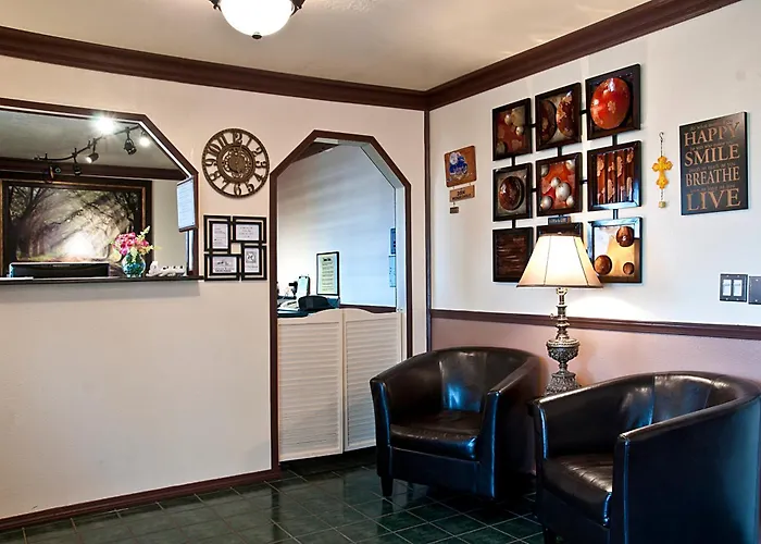 Regency Inn Eureka Springs