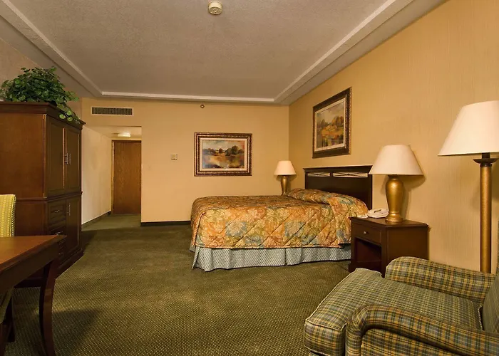 University Square Hotel Fresno