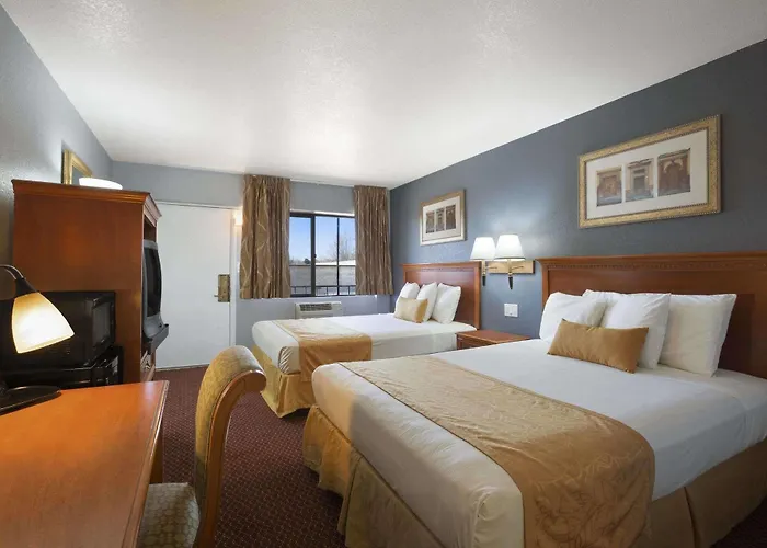 Travelodge By Wyndham Flagstaff Near I-40