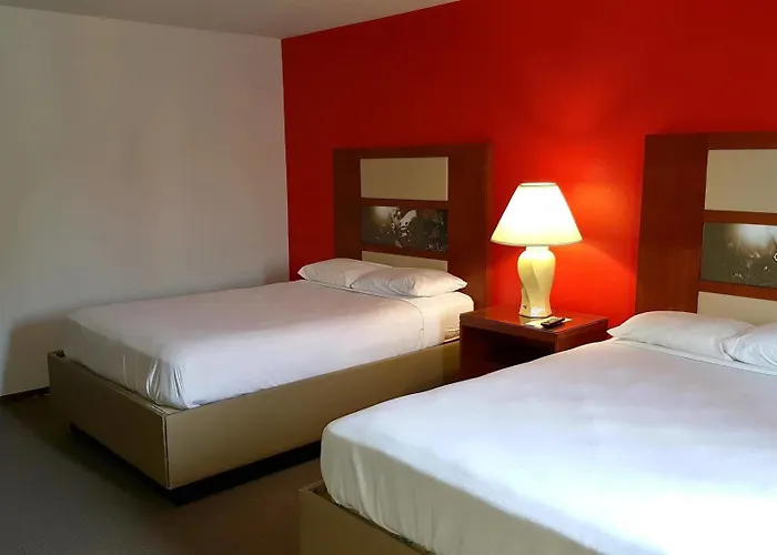 Country Hearth Inn Iron Mountain