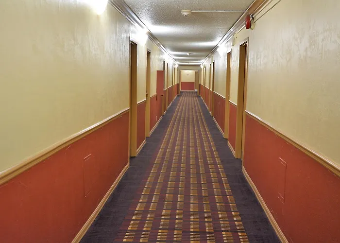 Columbus Grand Hotel & Banquet Center