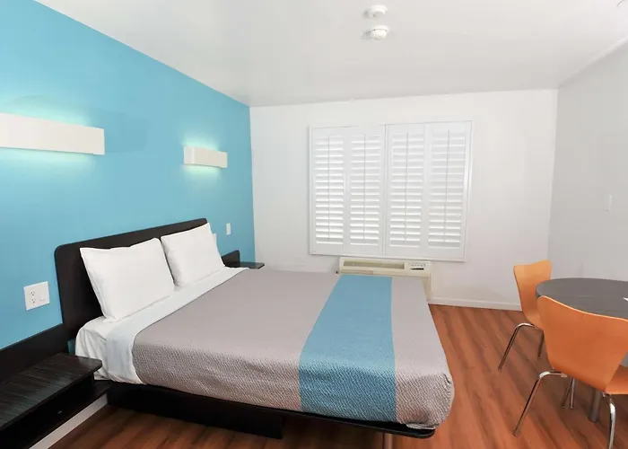 Motel 6-Fountain Valley, Ca - Huntington Beach Area