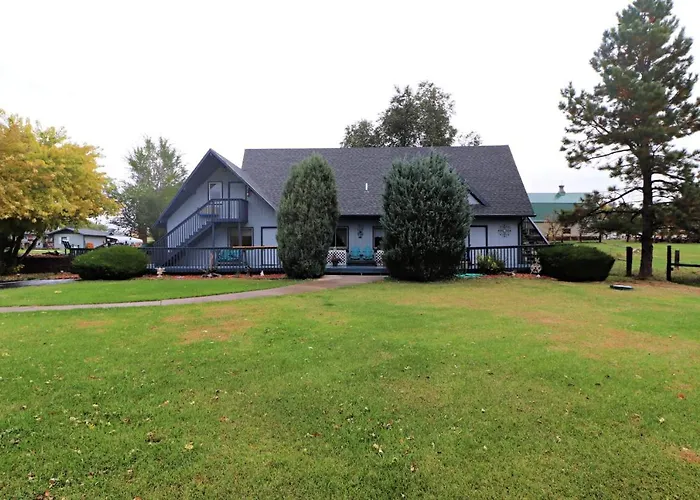 Sweetgrass Inn Bed & Breakfast Rockerville