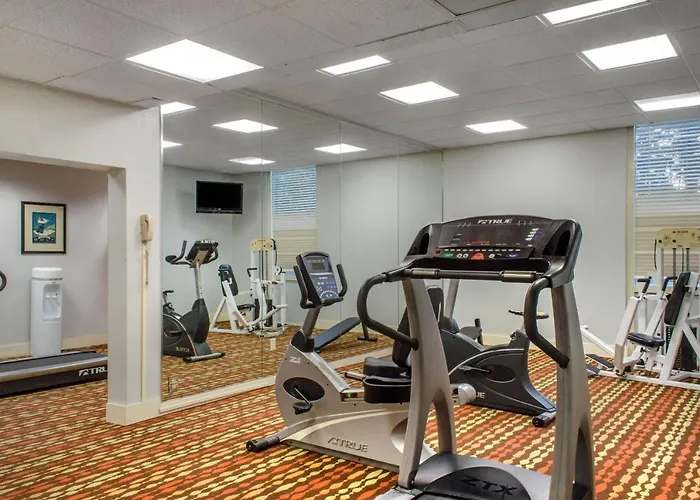 Ramada By Wyndham Shreveport Airport Hotel