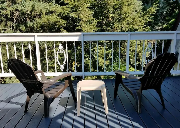 Pinehurst Inn Bed & Breakfast Bayfield