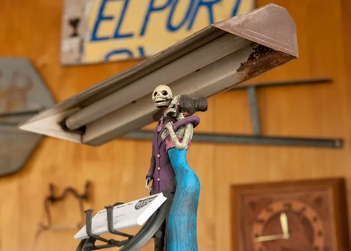 Raton Pass Motor Inn