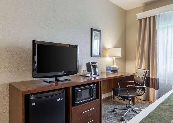 Comfort Inn South Tulsa - Woodland Hills