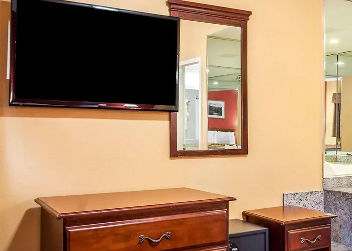 Rodeway Inn Jersey City North