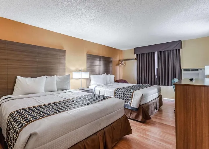 Rodeway Inn Farmington