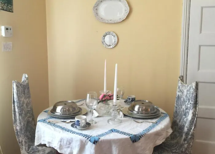 Magnolia Cottage Bed And Breakfast Natchez