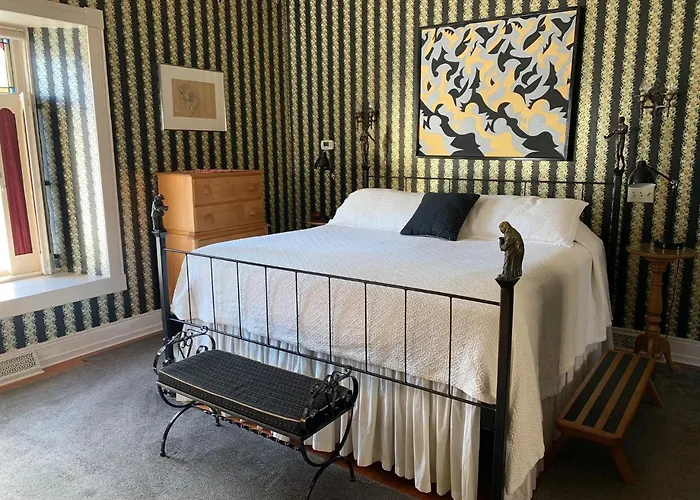 Abe'S Spring Street Guest House Galena