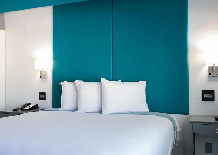 Tilbury Inn Glendale