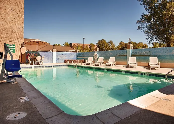 Surestay Plus Hotel By Best Western Baton Rouge