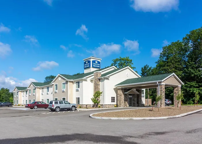 Cobblestone Hotel & Suites - Harborcreek Kearsarge