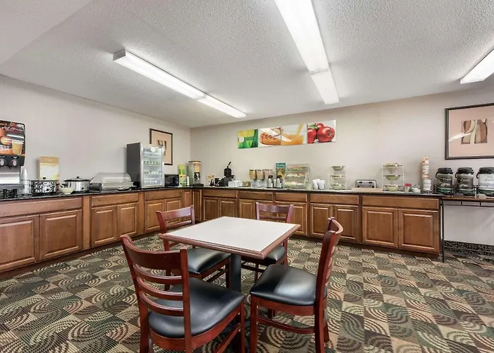 Quality Inn & Suites Lebanon I-65