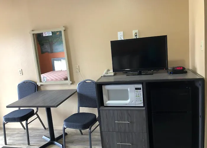 Americas Best Value Inn - Legend'S Inn Junction