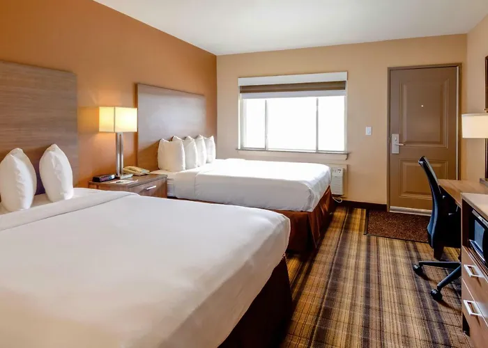 Boulder University Inn