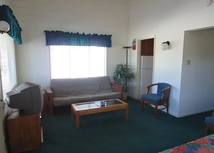 Bridge Bay Lodge At Shasta Lake