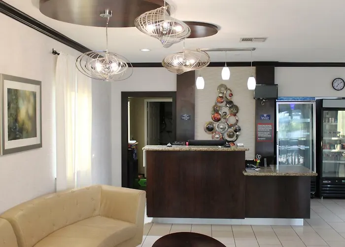 Horizon Inn & Suites Pearsall