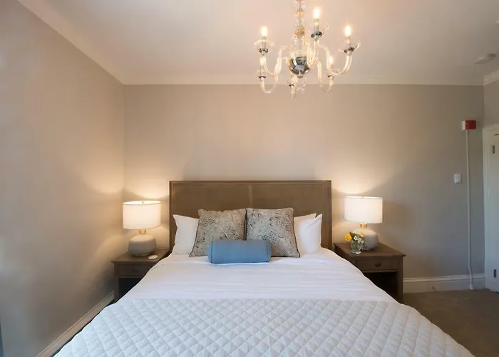 Serenity Inn Newport