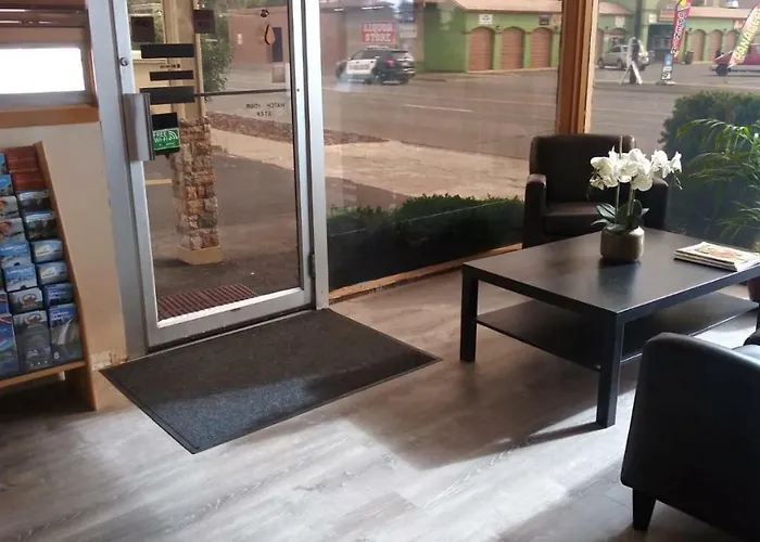 Holiday Lodge Yakima