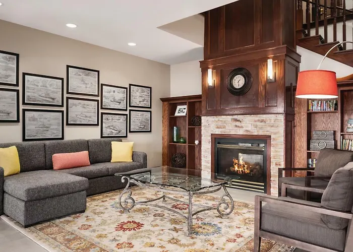 Independence Stay Hotel & Suites Marinette