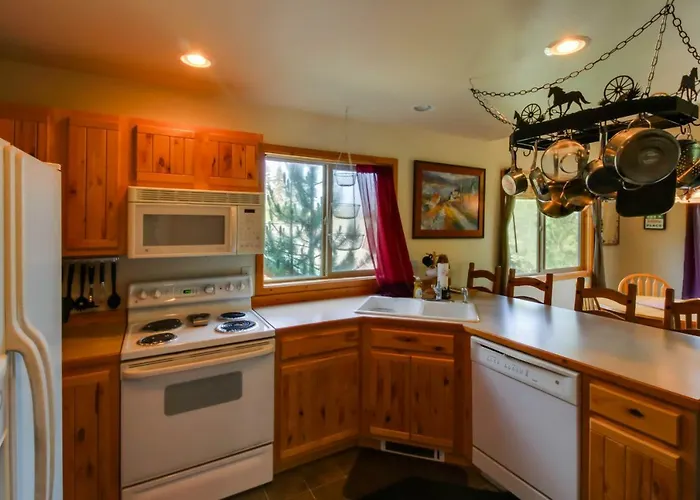 Cottage Court Condo McCall