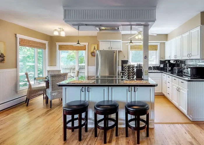 Driftwood 5 Apartment Sandpoint