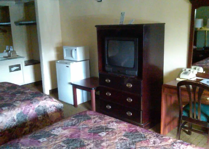 Knights Inn - Battle Creek