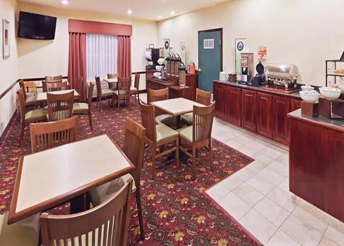 Country Inn & Suites By Radisson, Tulsa, Ok