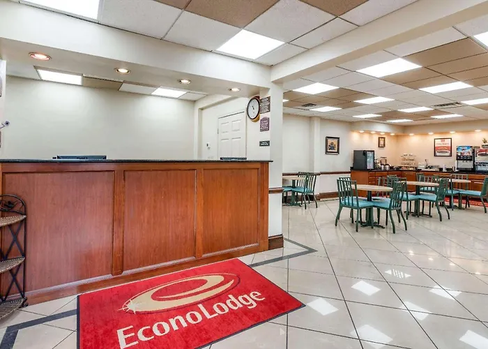 Econo Lodge Louisville Downtown