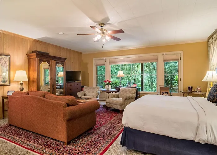 The Stockade Bed And Breakfast Baton Rouge