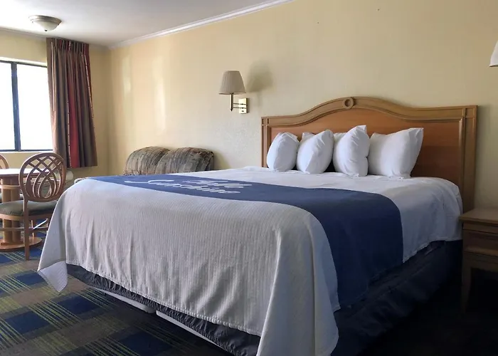 Days Inn By Wyndham Alamogordo White Sands