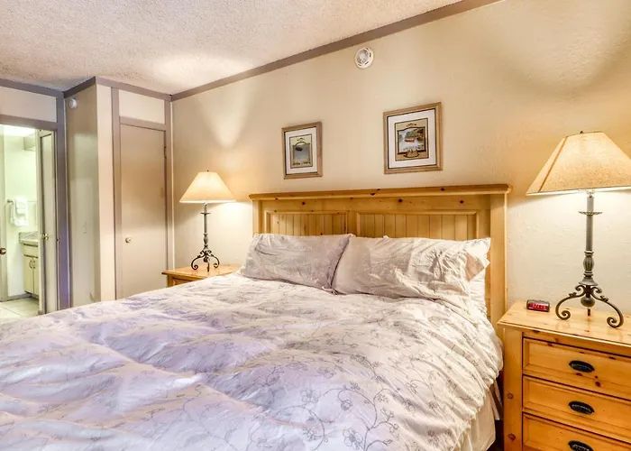 The Summit 5 Apartment Mammoth Lakes