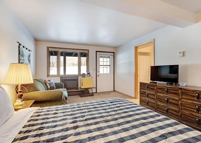 Cleerwood Village #251 Eagle River