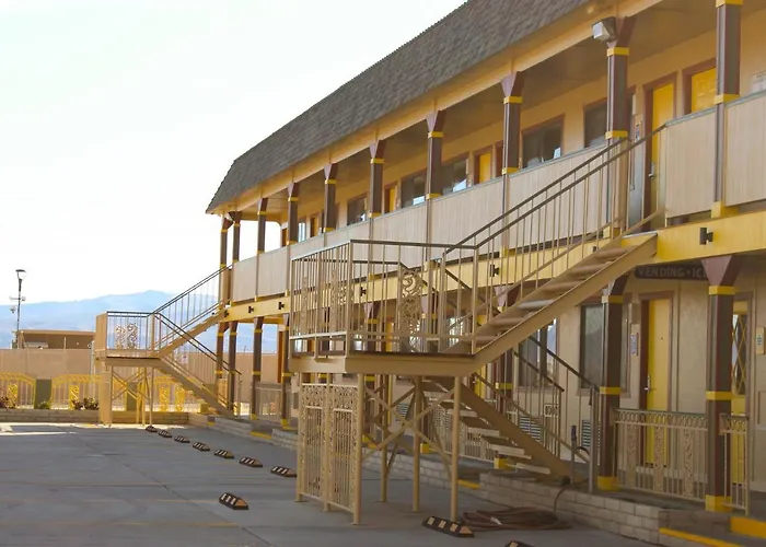 Hawthorne'S Best Inn