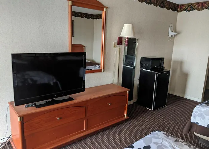 Key West Inn - Montgomery South