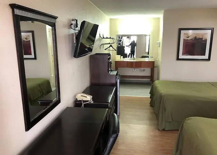 Crossroads Inn Lebanon