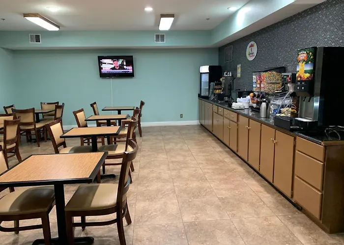 Super 8 By Wyndham Hull Street Midlothian Richmond Area Hotel