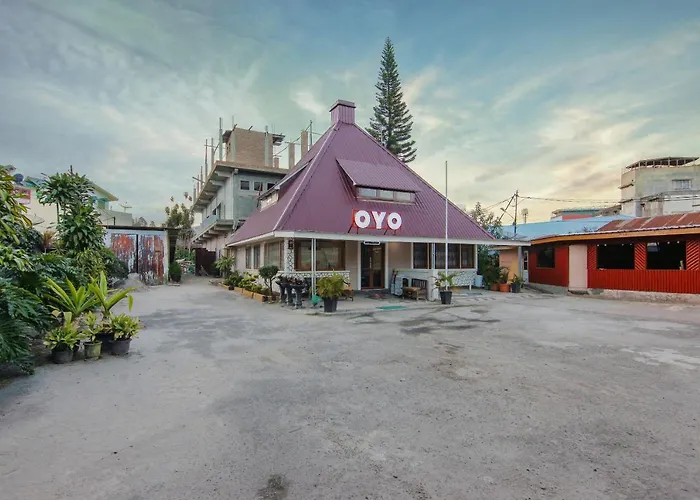 Berastagi Hotels
