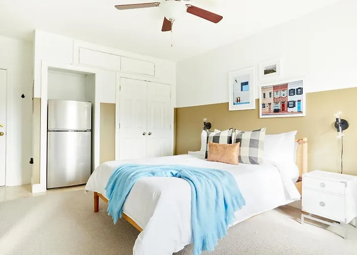 Kasa Del Ray Alexandria Aparthotel