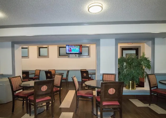 Sweet Dream Inn - University Park Ferry Pass