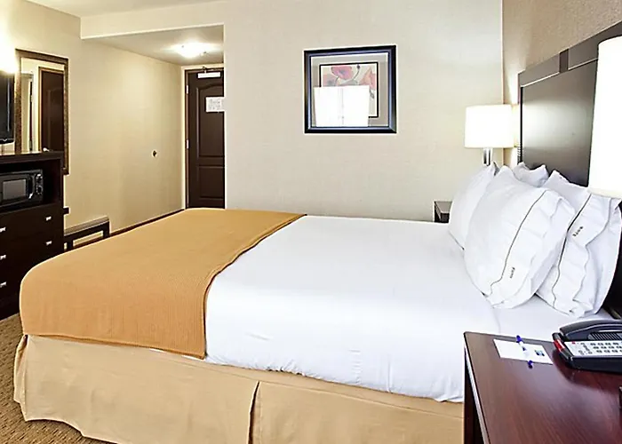 Norwood Inn & Suites Eagan St Paul & Mall Of America