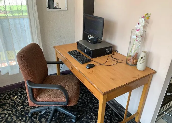 Red Roof Florence Sc