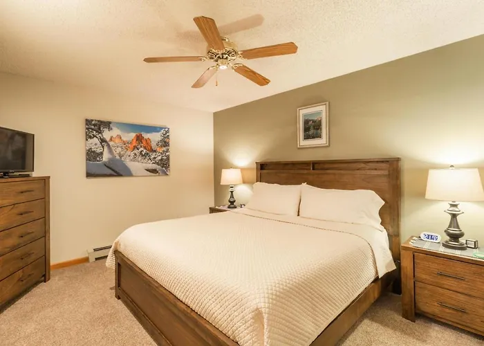 Woodlands On Fall River Estes Park