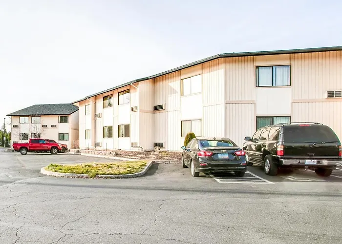 Oyo Hotel Spokane North