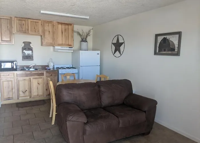 Little Daisy Motel Cottonwood