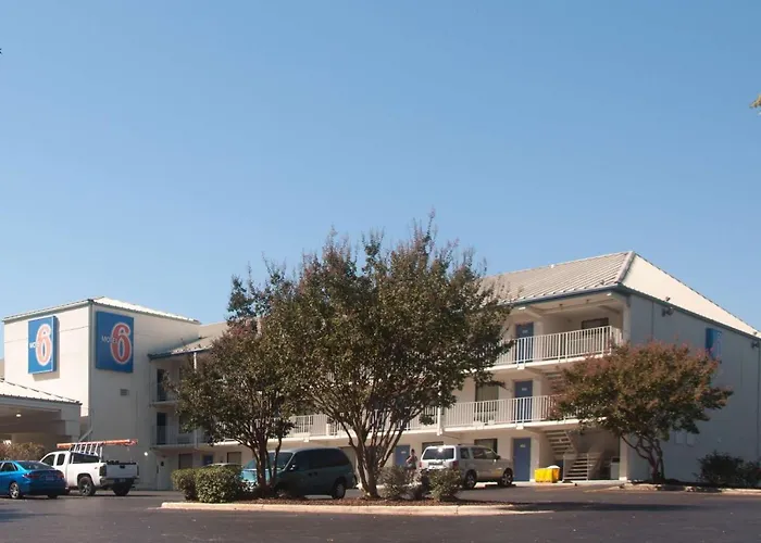Motel 6-Raleigh, Nc - Cary